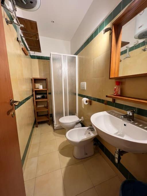 Apartamento Interno 2 Il Giardino Segreto Centro Bari Exterior foto